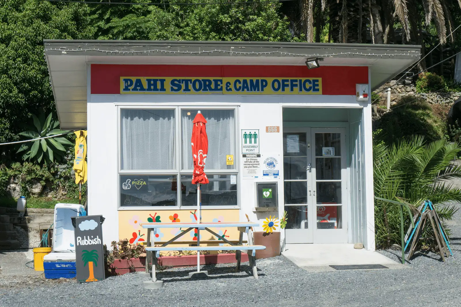 Pahi camp store